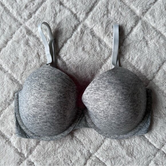 Victoria's Secret PINK | Wear Everywhere T-Shirt Lightly Lined Bra | Size 32DD - Picture 2 of 11